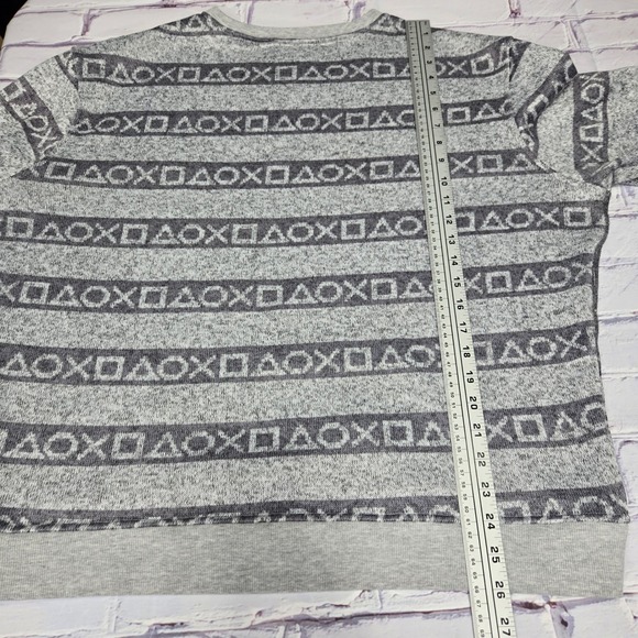 PlayStation Men XL Crewneck Sweatshirt Grey Marled Gamer Controller Symbols Logo - Picture 7 of 8